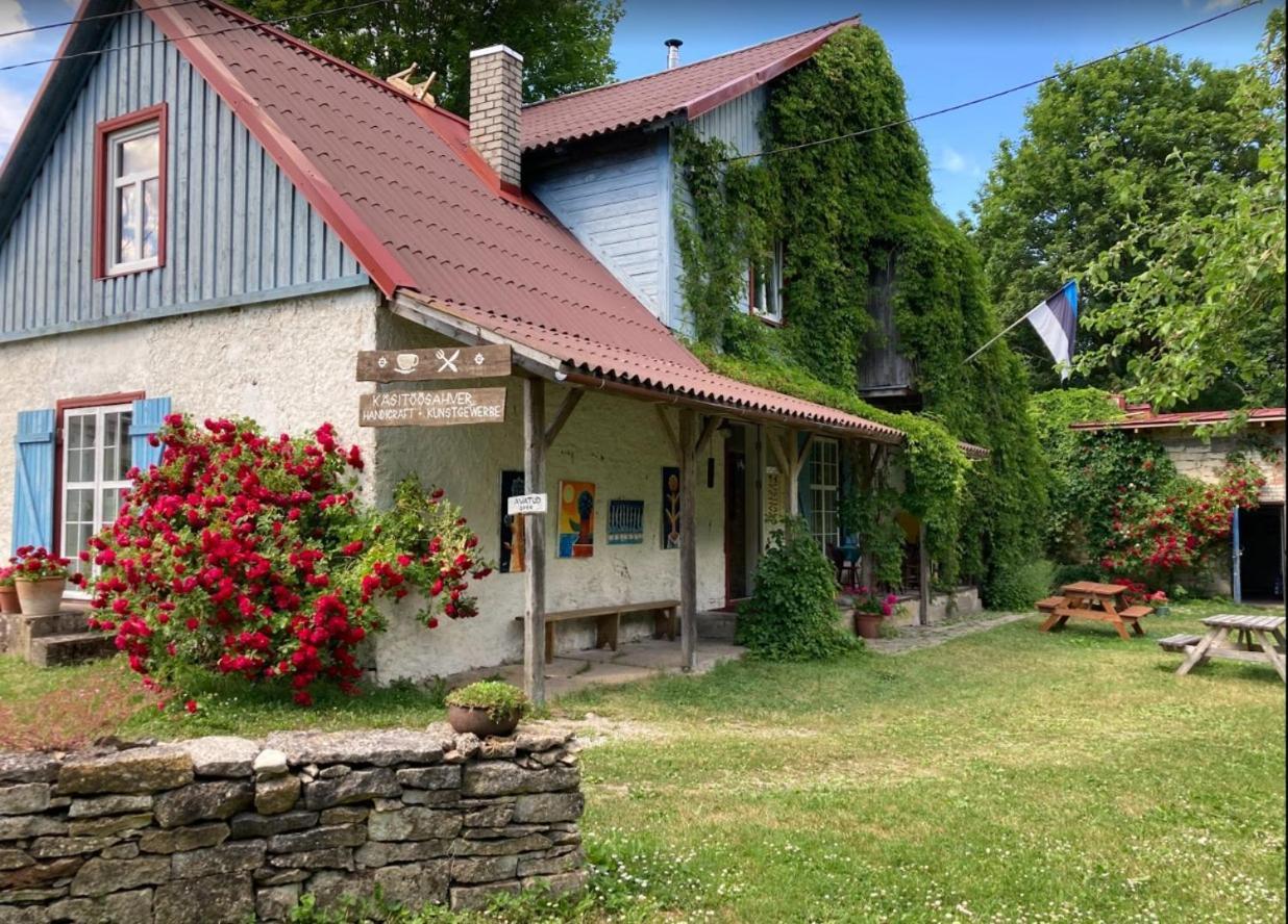 Viini Puhkemaja Pension Mustjala Buitenkant foto
