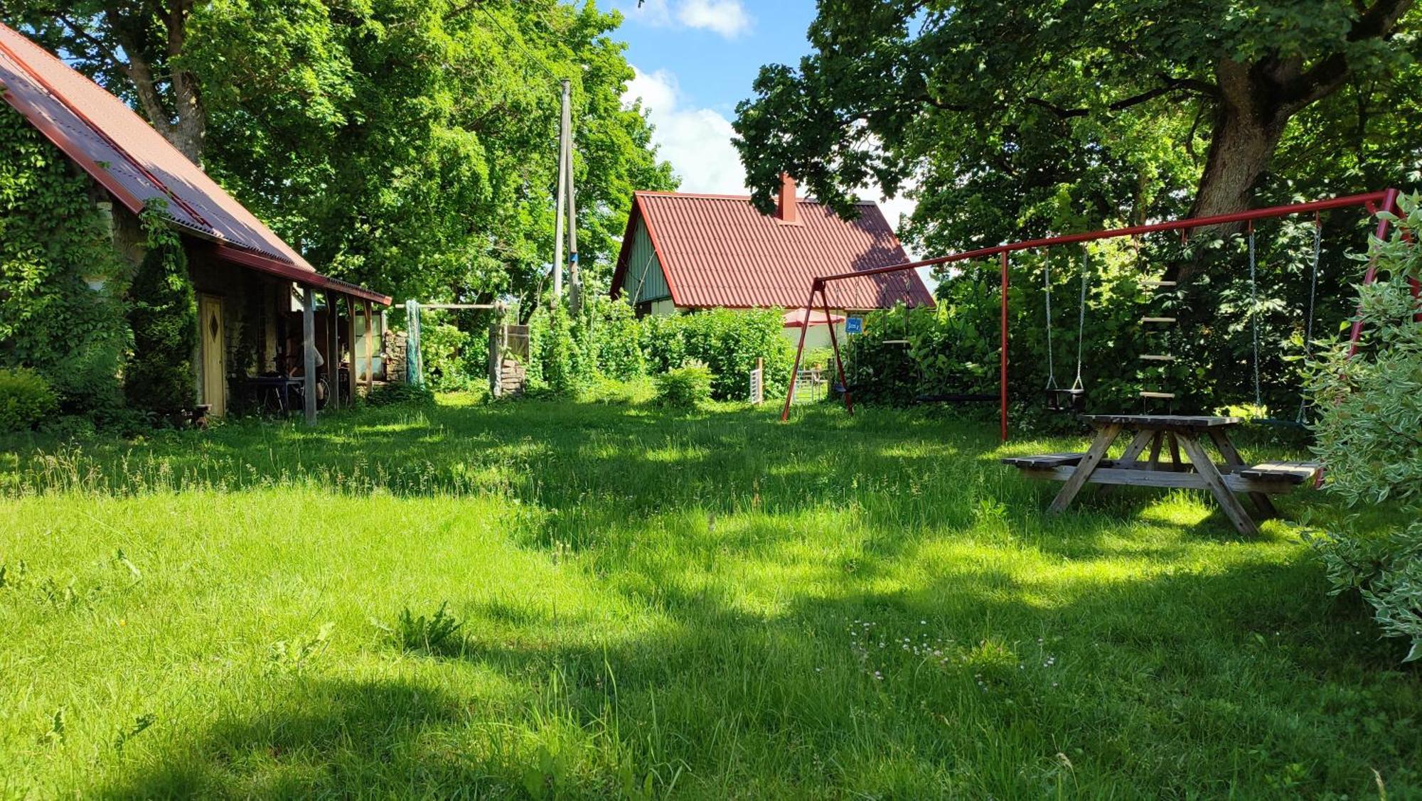 Viini Puhkemaja Pension Mustjala Buitenkant foto